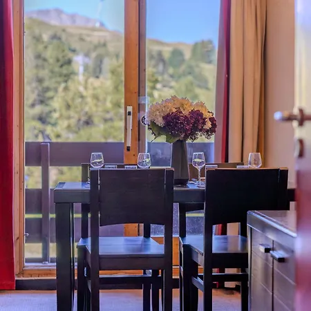 Avec Vue Sur Pistes - 4 Pers. Apartment *
